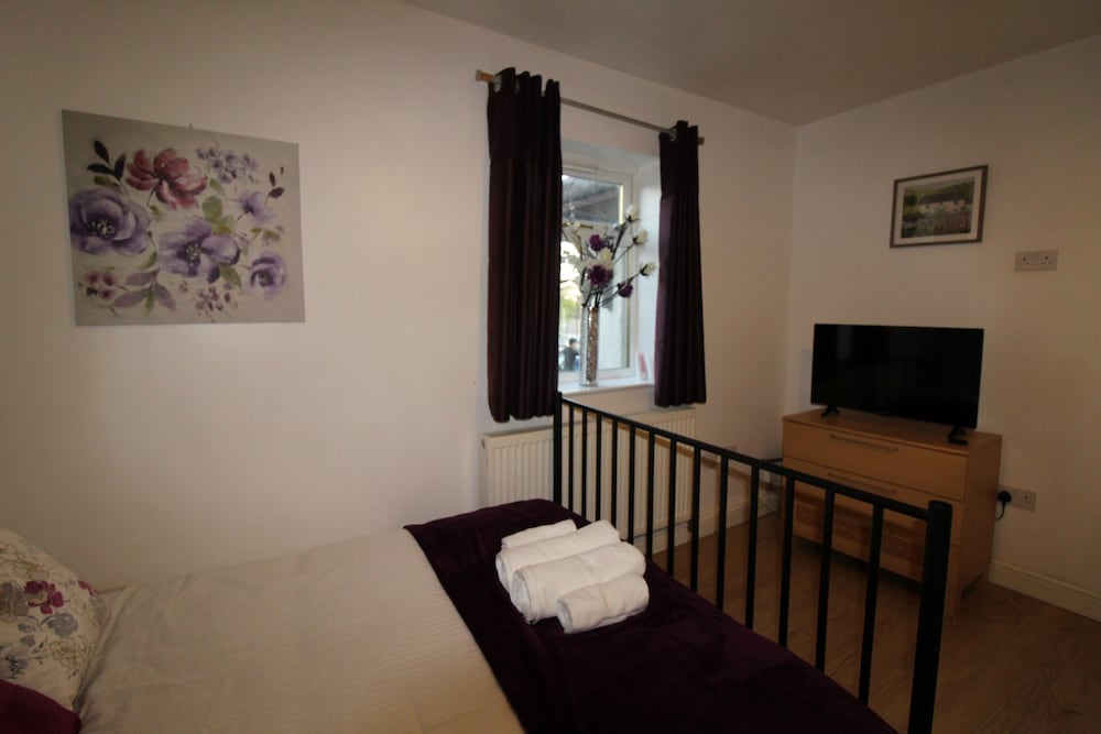 Atchison Gardens, photo 17