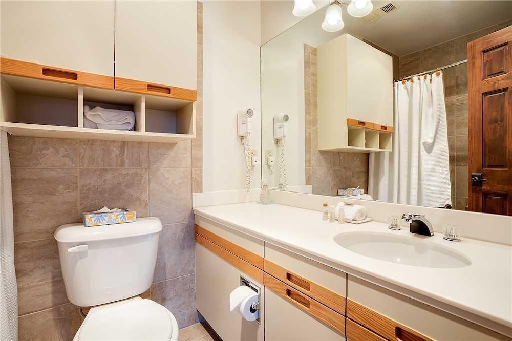 1203 Trappeur's Lodge, Trappeur's Crossing Apartment 2