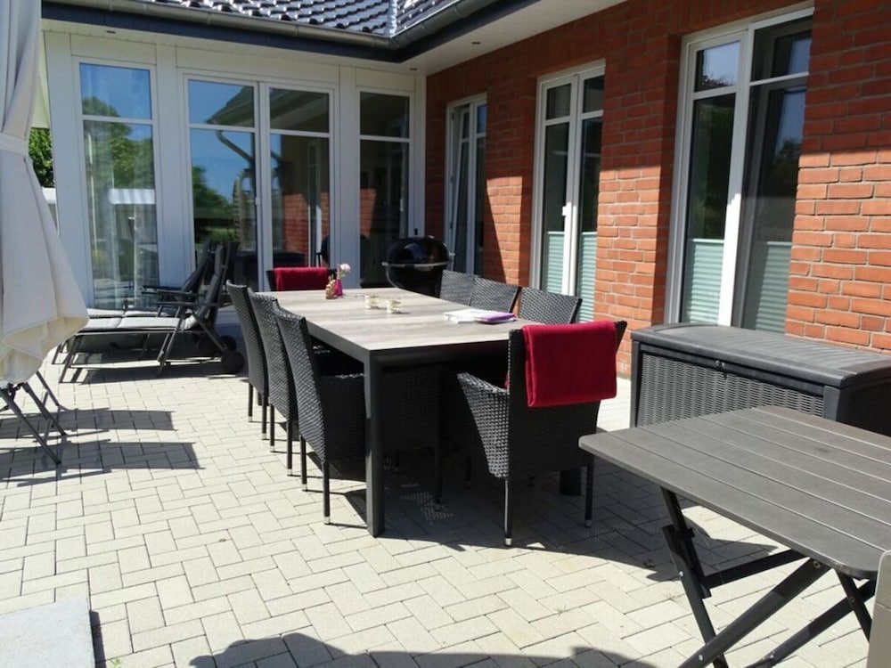 Diekkier Modern Retreat