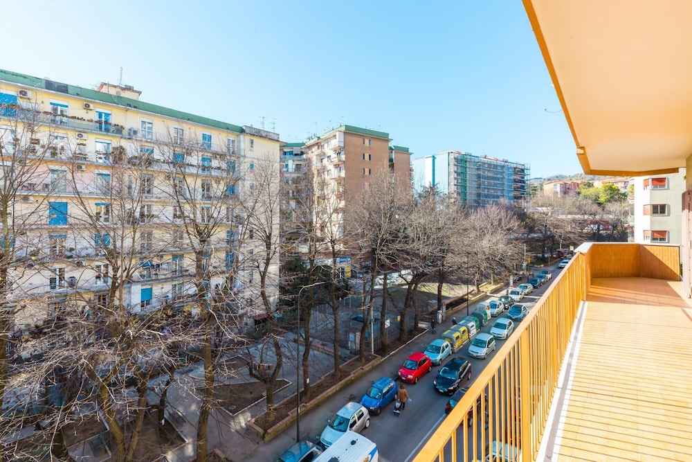 Vomero Family Apartment by Wonderful Italy