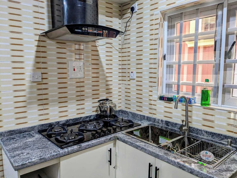 Evergreen Unique Serviced Apartment