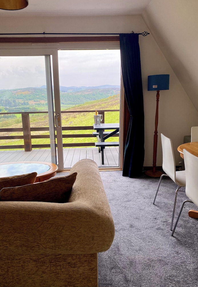Glen Lodges