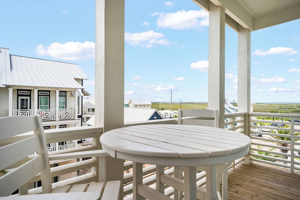 Coastal Reverie TC 6301