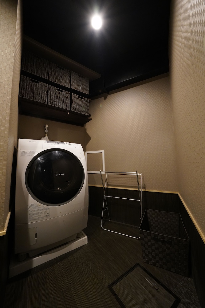 HOTEL Lee