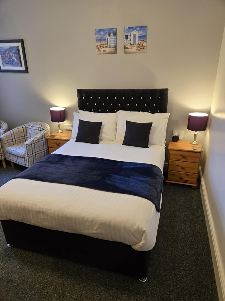 Q Accommodation