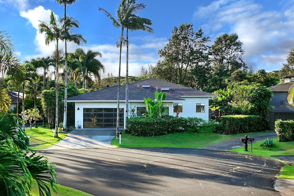 Kamalani Modern in Princeville