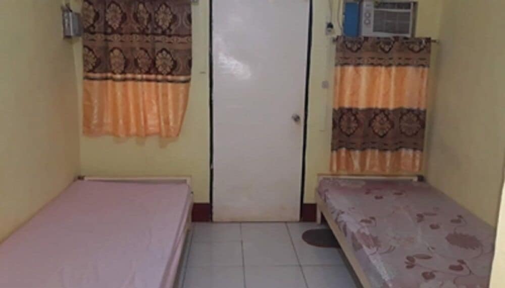 EG Rusiana Lodging House view 5