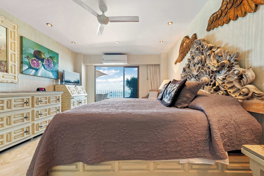 Ocean View 2Br Condo-balcony-beach-pool - 712