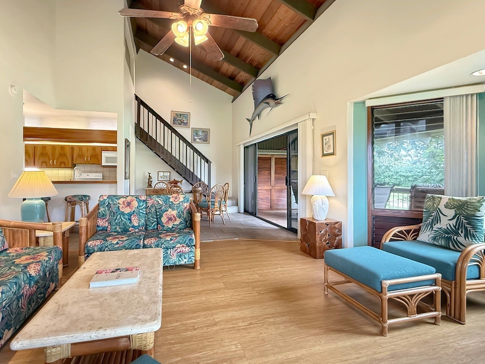 Large 3BR + Loft at Kanaloa Pools, Golf Views & Prime Keauhou Location