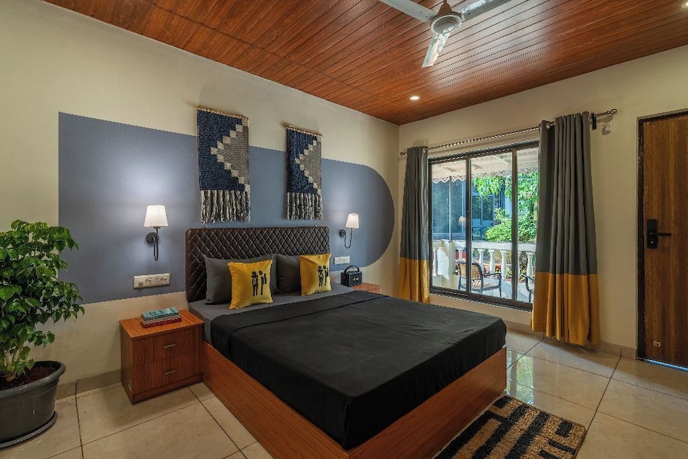 The Hosteller Lonavala City Centre