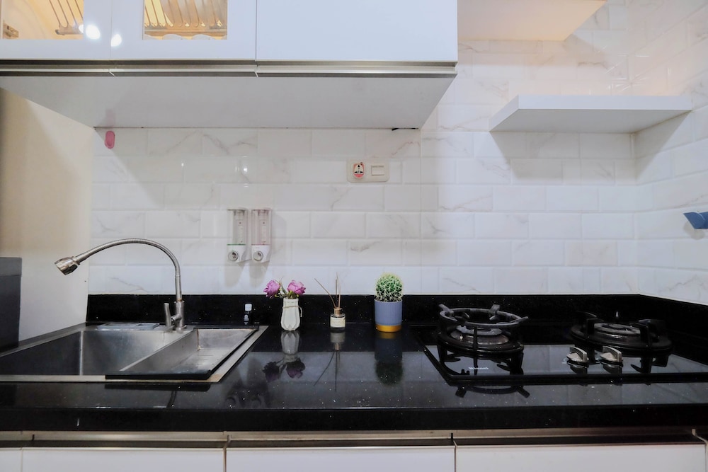 Strategic 2Br Apartment Grand Palace Kemayoran