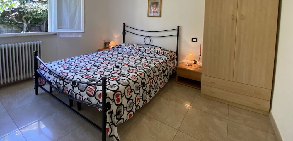 Three-room Apartment Sleeps 3 IN THE NEW Town Area - Ref Costa-rif Costa