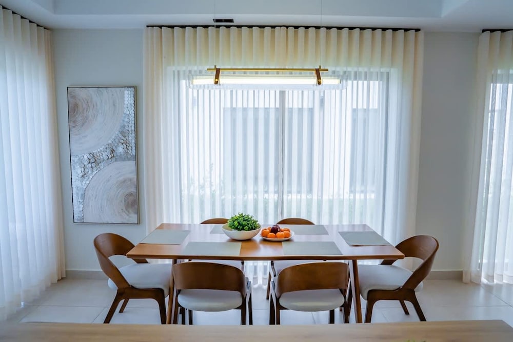 Ziba B06 NOK Classy 3BR Villa by Vistacana Rentals