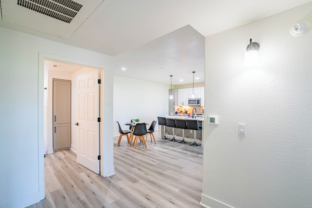 ROVE LIVING/KB - Zone Westgate