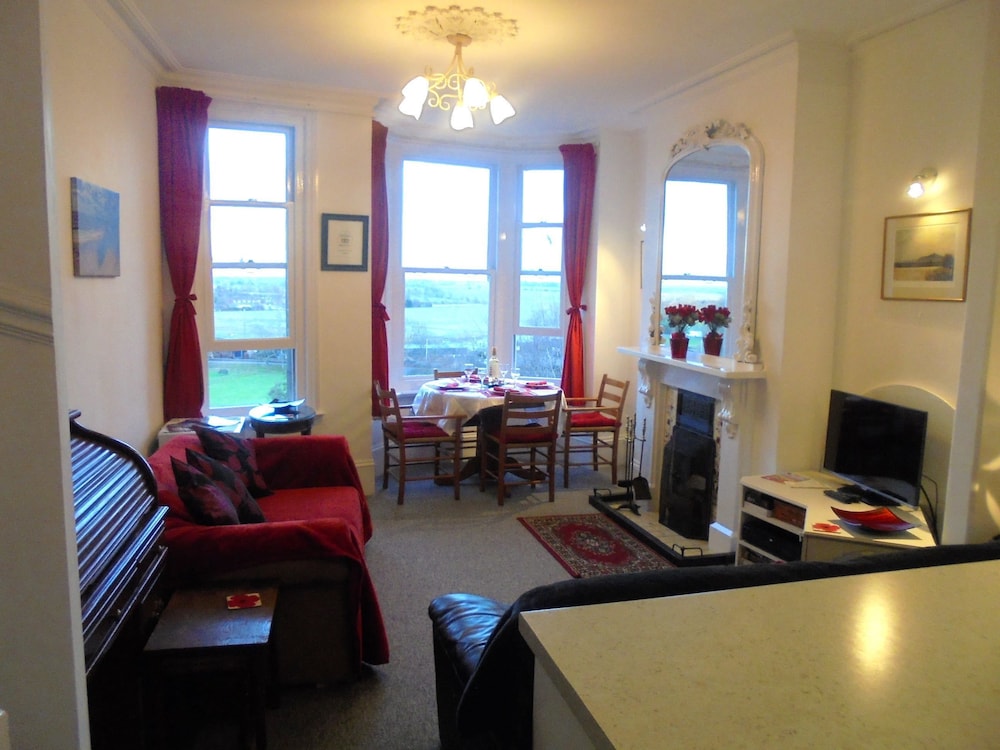 Seaview Cottage