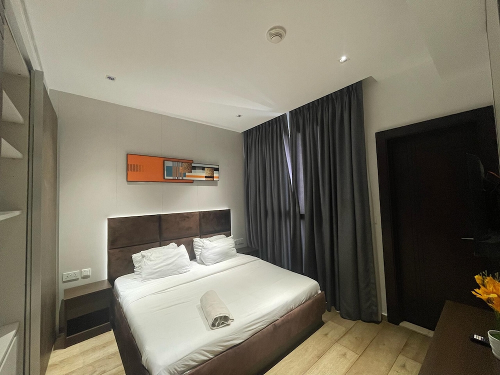 2beroom Apartments in Eko Atlantic City