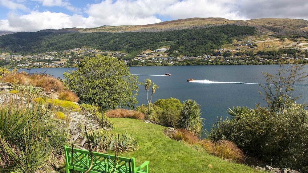 Supreme Lakefront Luxury Villa