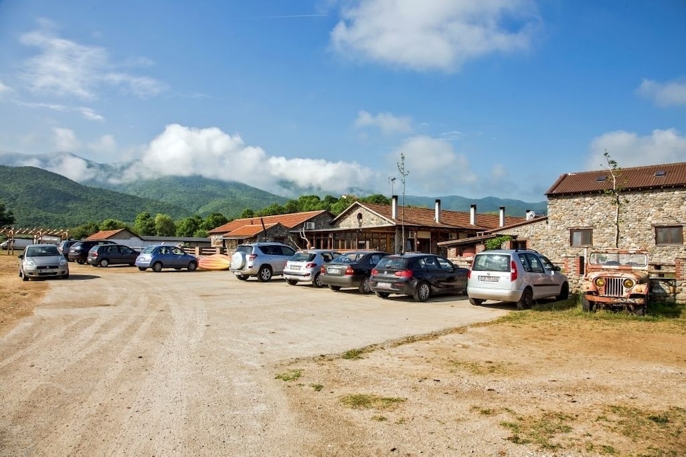 Ixnilatis - Property Image 2