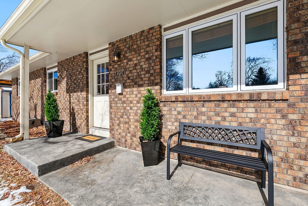 The Rustic Retreat - Pet Friendly w/ Fenced Yard