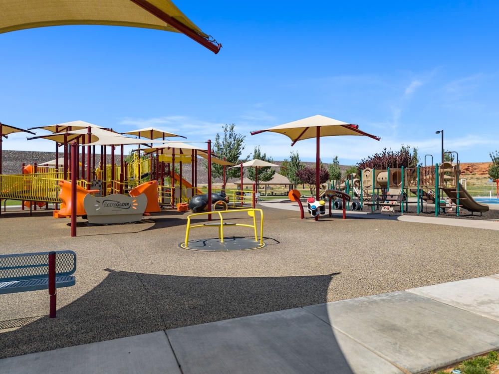 Lakeside Oasis At Sand Hollow 4 Bedroom Home