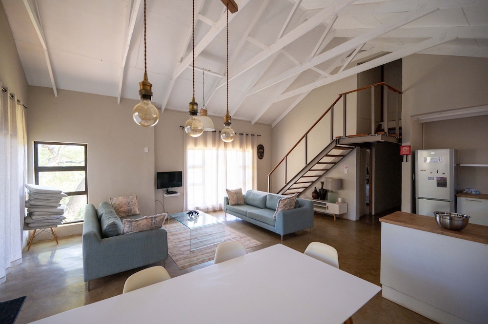 Bushriver Lodge