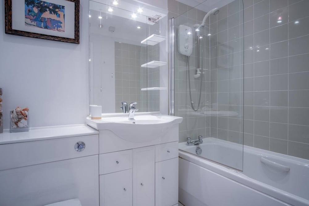13 St Bride's Bay View - 4 Bedroom - Broad Haven