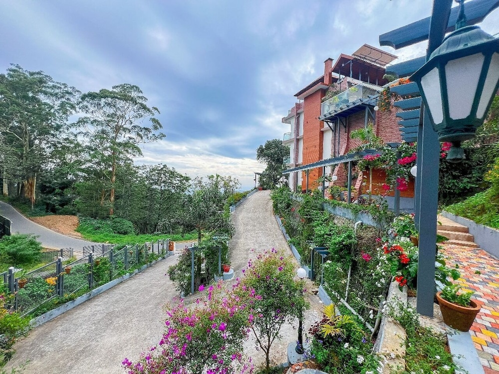 Kacholam Serviced Villa