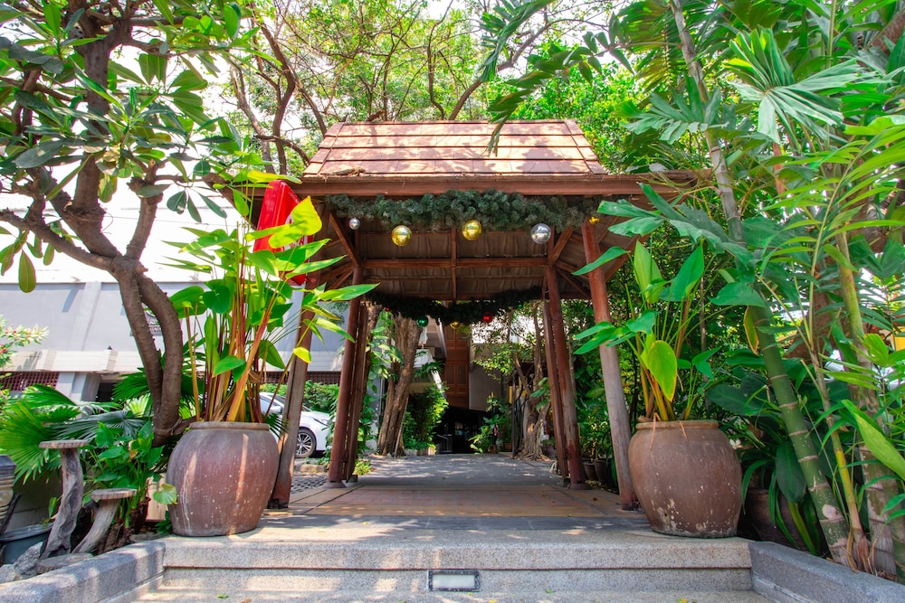 Thalassa Residence