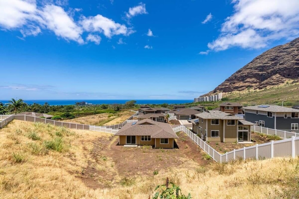 @ Marbella Lane - Paradise Point Close to Beaches