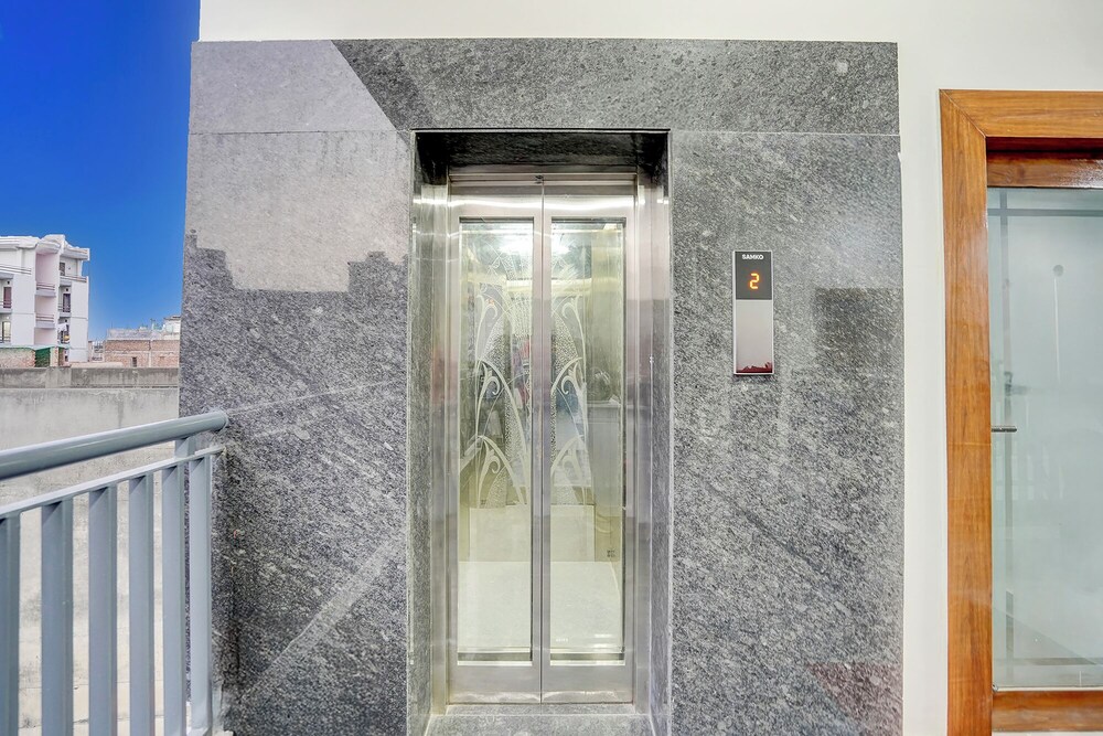 Fabhotel The Royal Kishan Complex