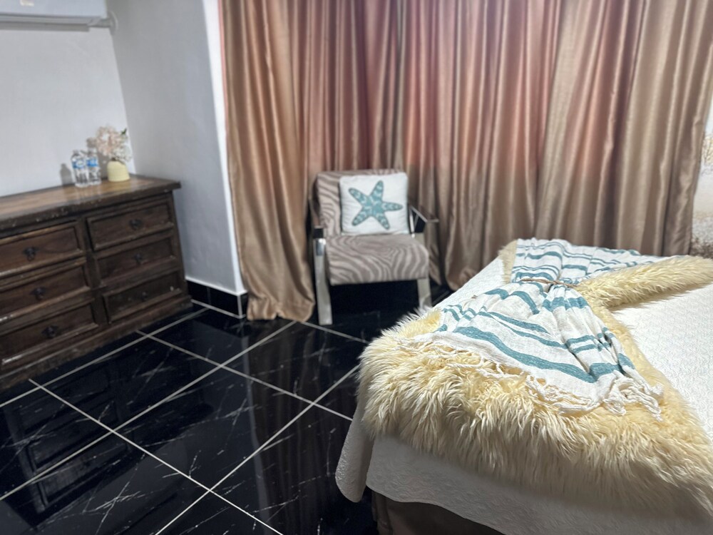 Onyx luxury rd
