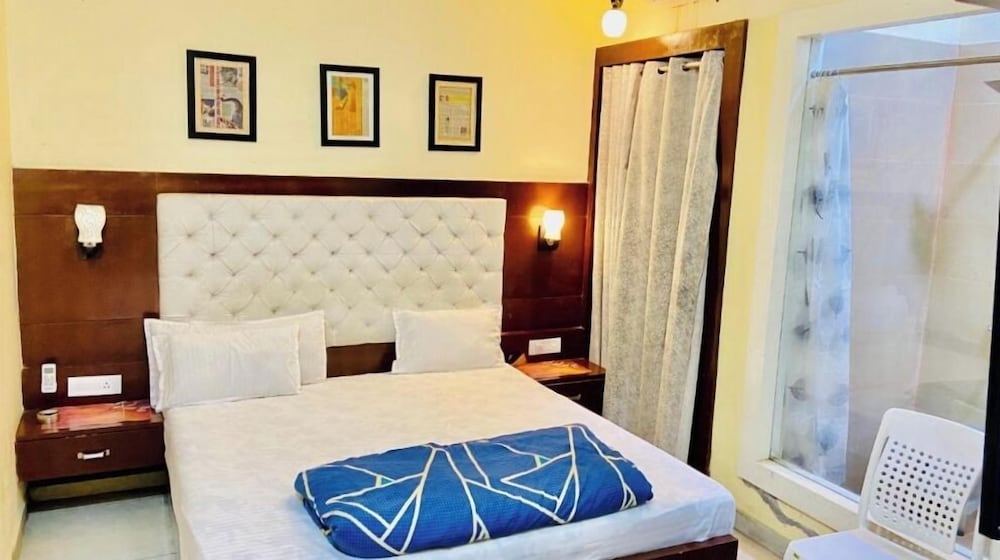 Natraj Hotel