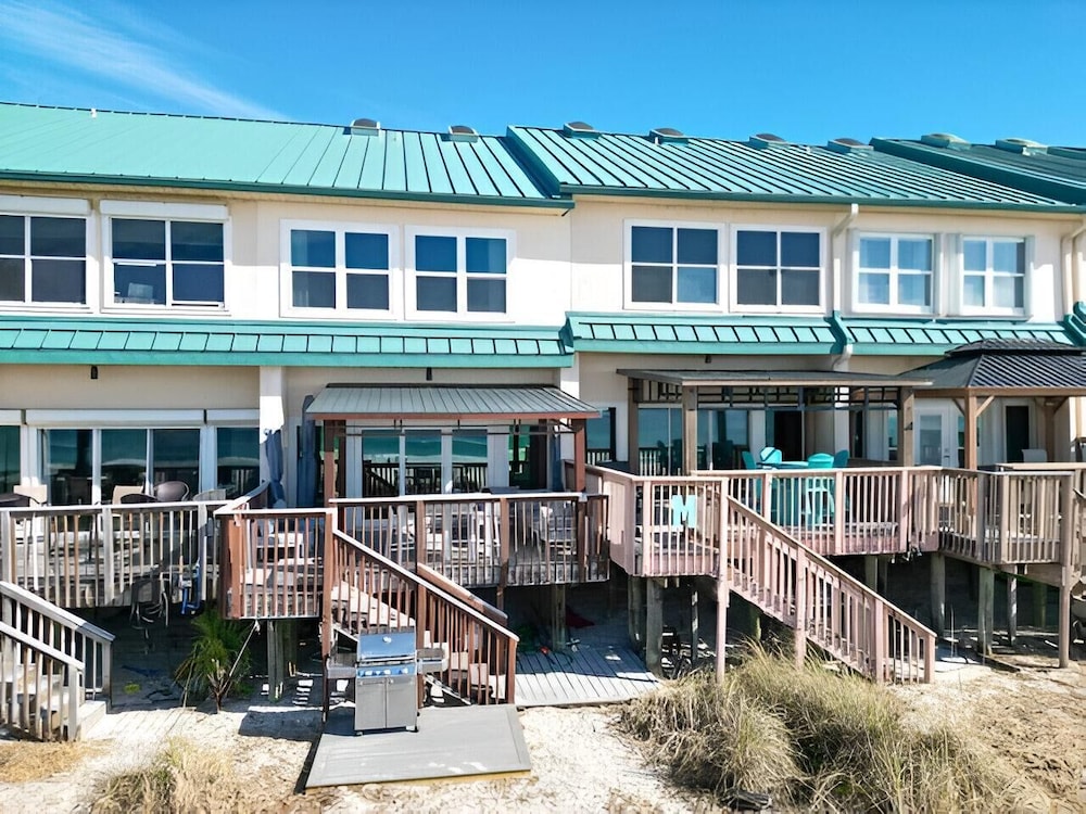 Gulfs Edge Townhome #7- Sun-kissed Memories