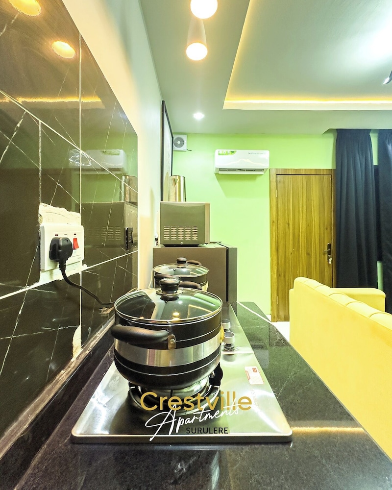 Crestville Apartments