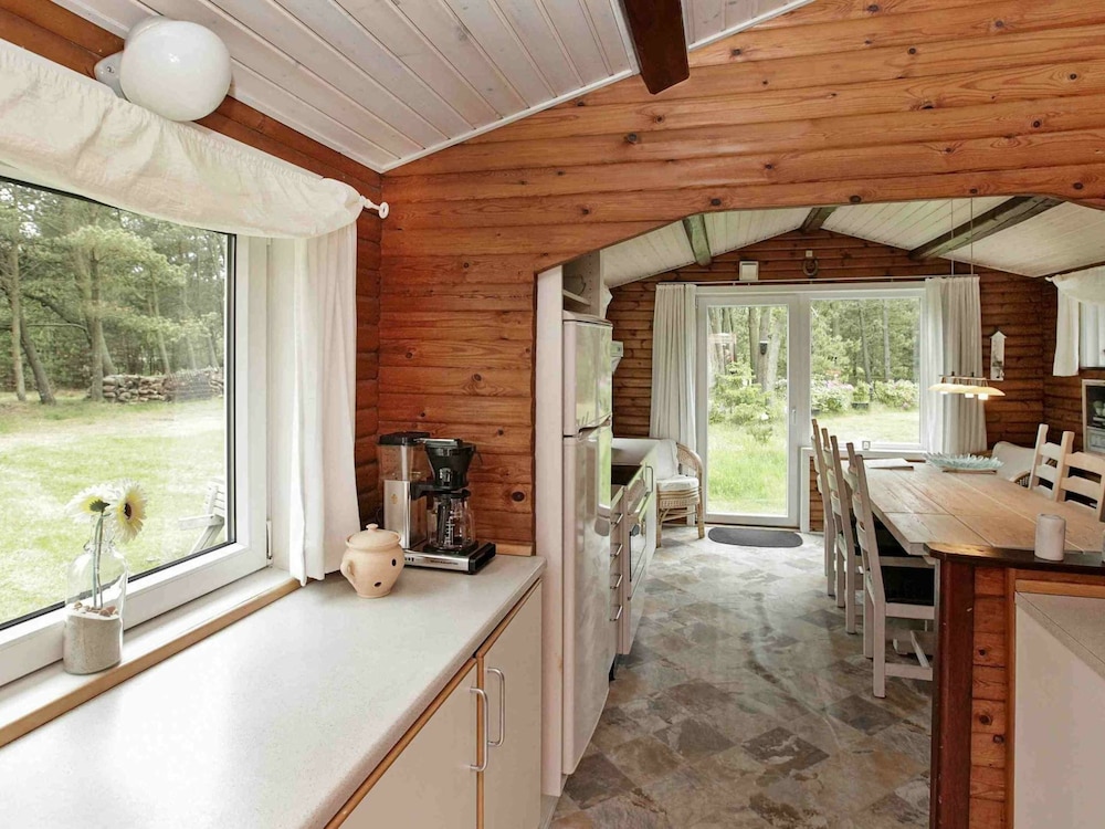 6 Person Holiday Home in Blavand