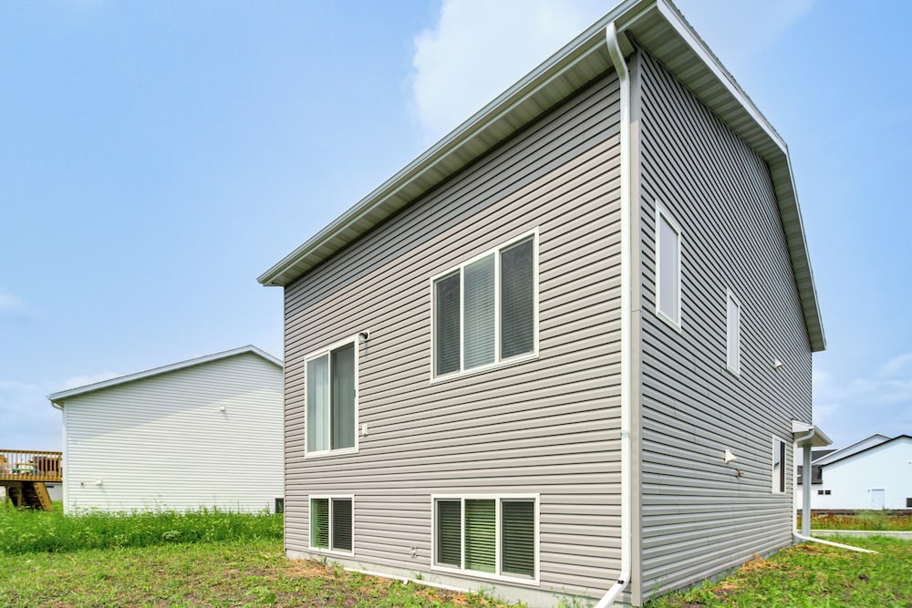 North Dakota Family Home ~ 13 Mi to Downtown Fargo
