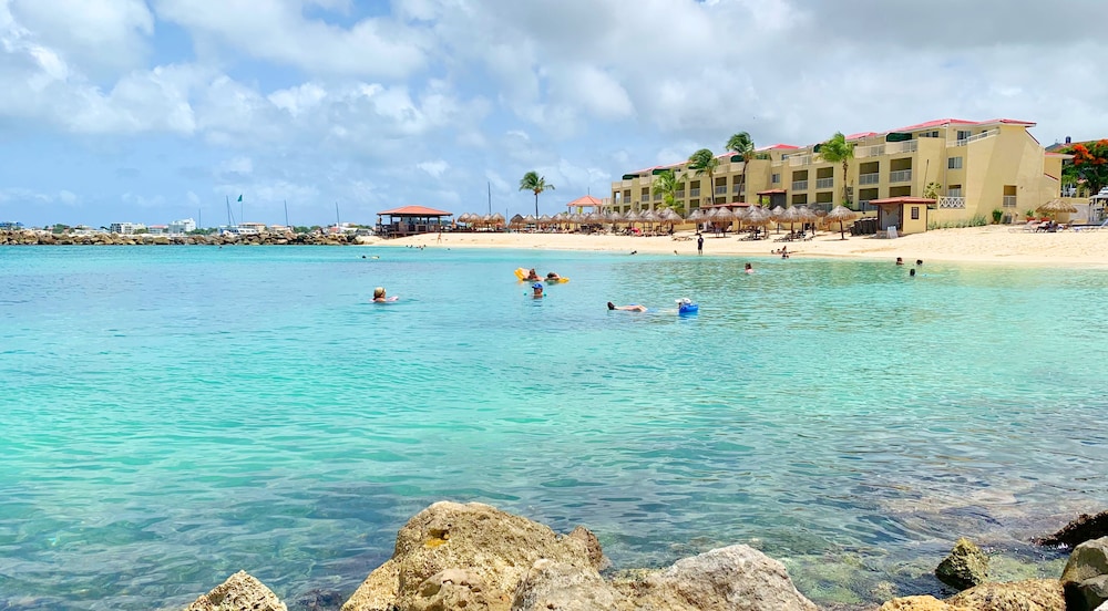 Simpson Bay Resort Marina & Spa 73