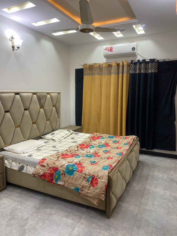 Pyramid Guest House