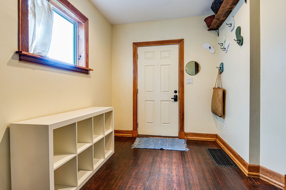 Cozy Indianapolis Vacation Rental w/ Micro Farm! view 2