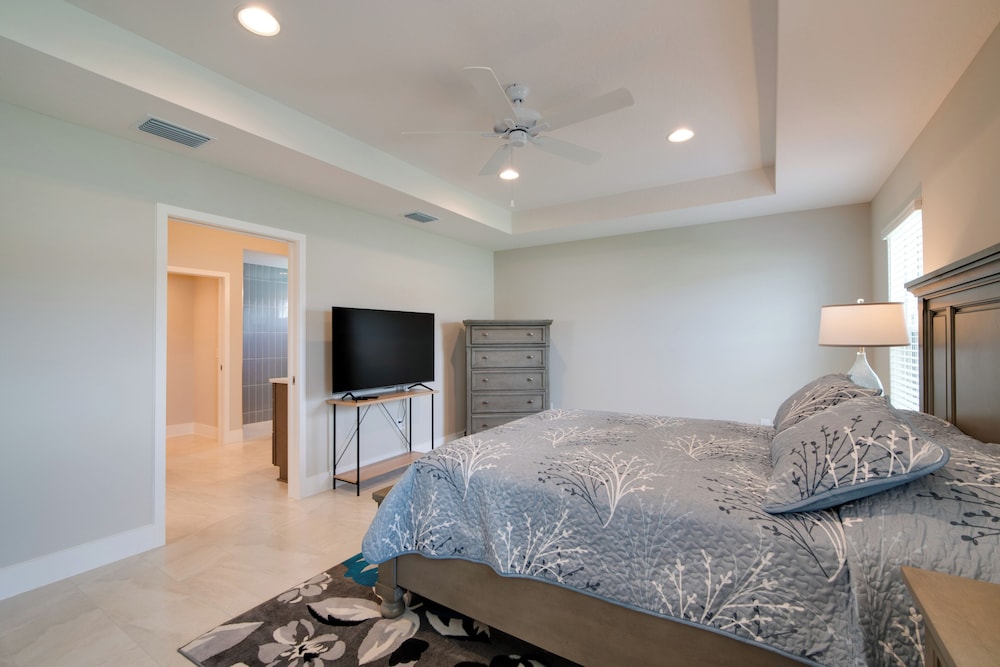 Golf & Swim in The Villages! Modern Home w/ Lanai