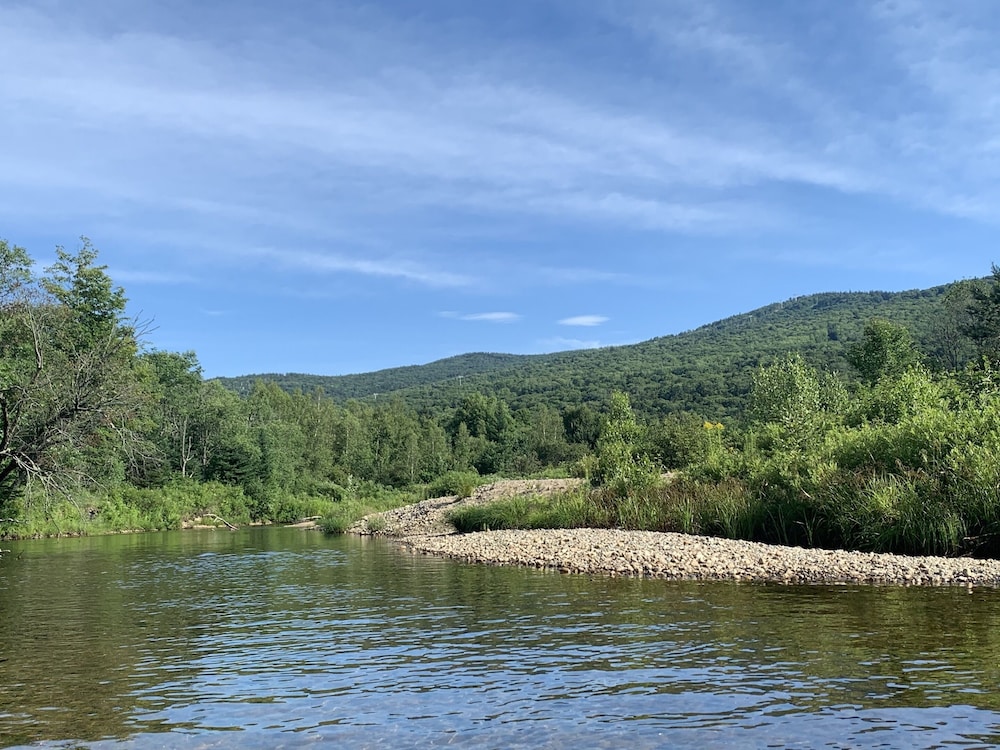 Moose Lodge and Cabins by Bretton Woods Vacations