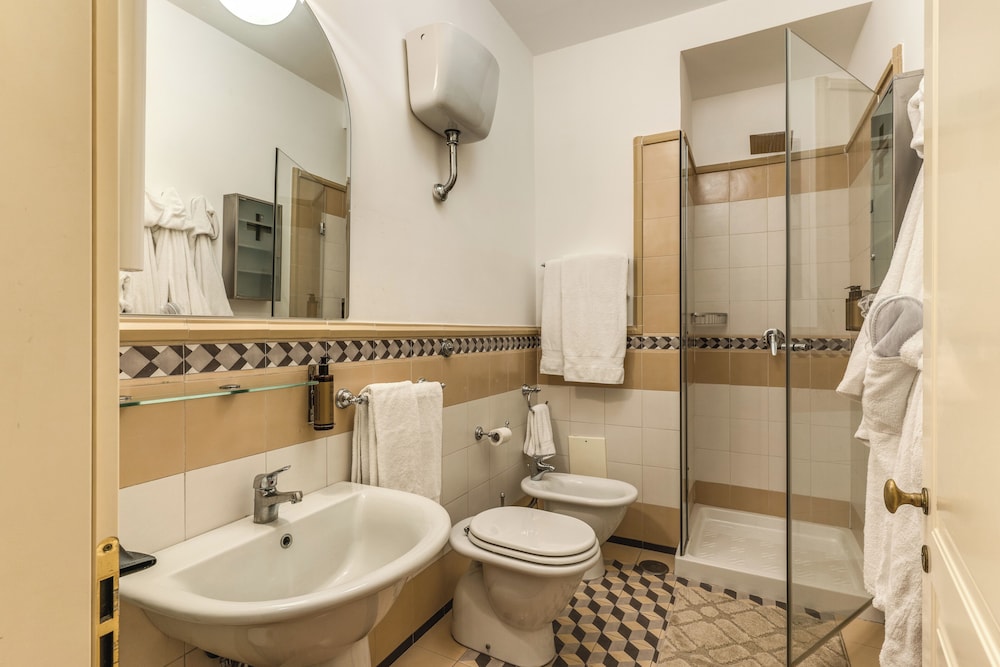 Palazzo Doria Suites