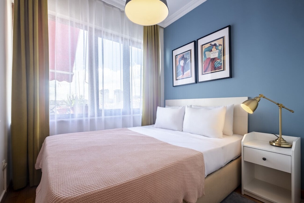 Apartment With Fascinating View in Besiktas