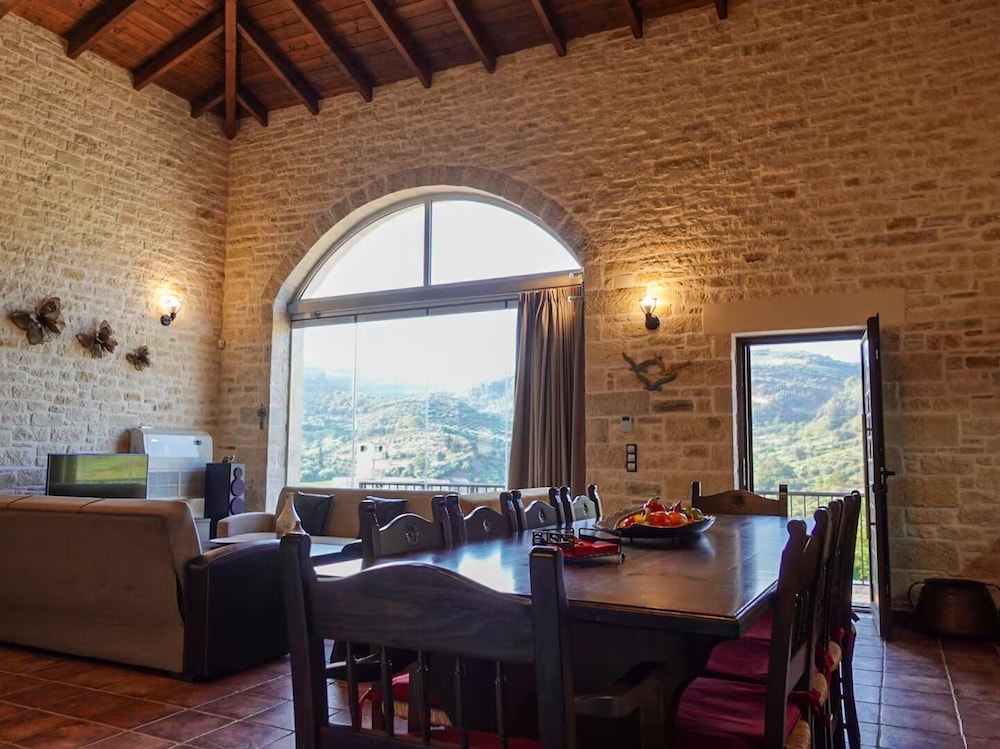 ReCrete - Retreat in Crete