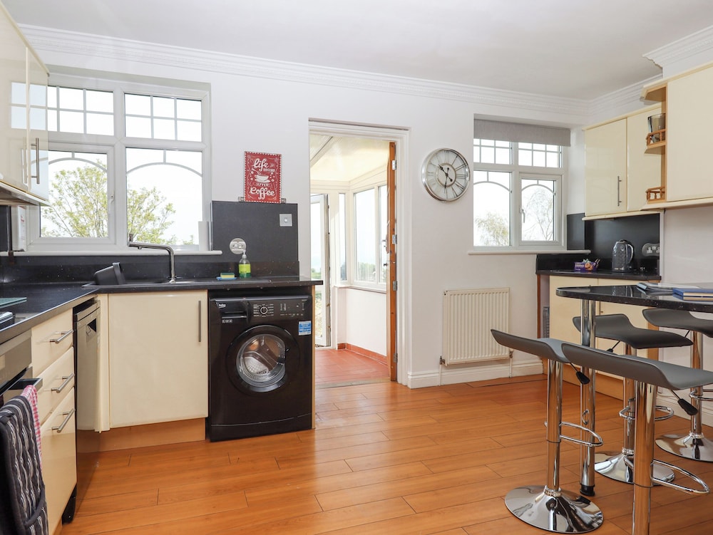 Flat 2 Channel View