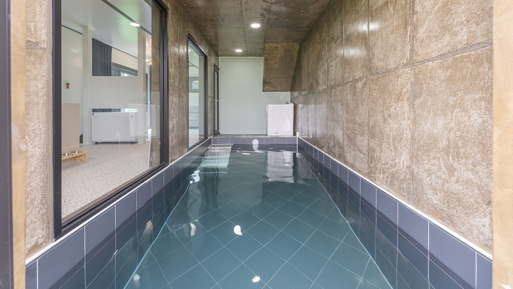Taean Aloha Oe Pet Pool Villa