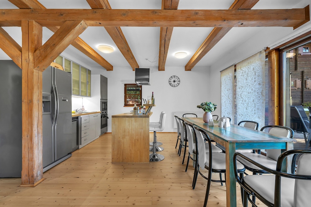 Villa in Dolni Branna With Sauna