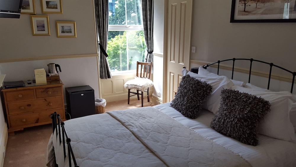 Fir Trees Guest House