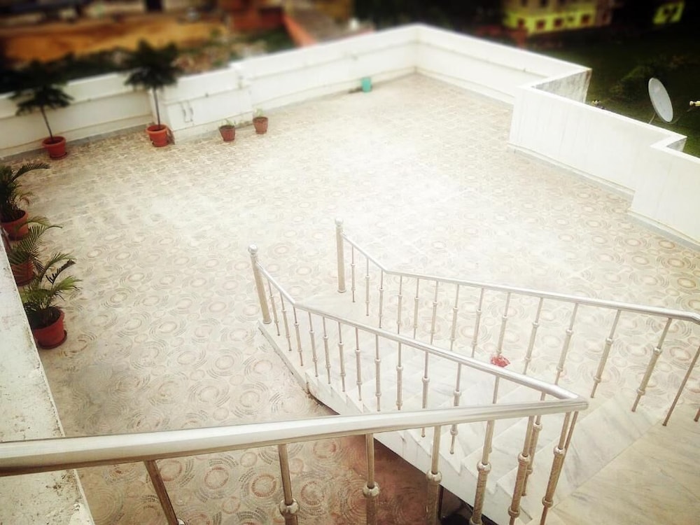 Sikaria Homes view 4