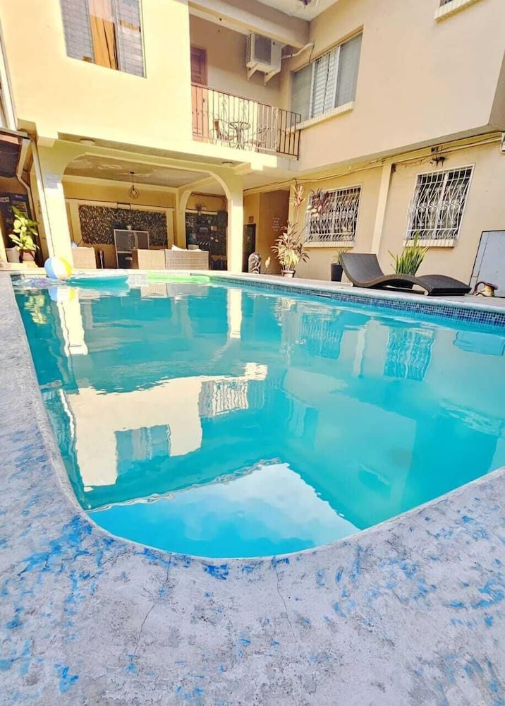 Hostal Del Valle